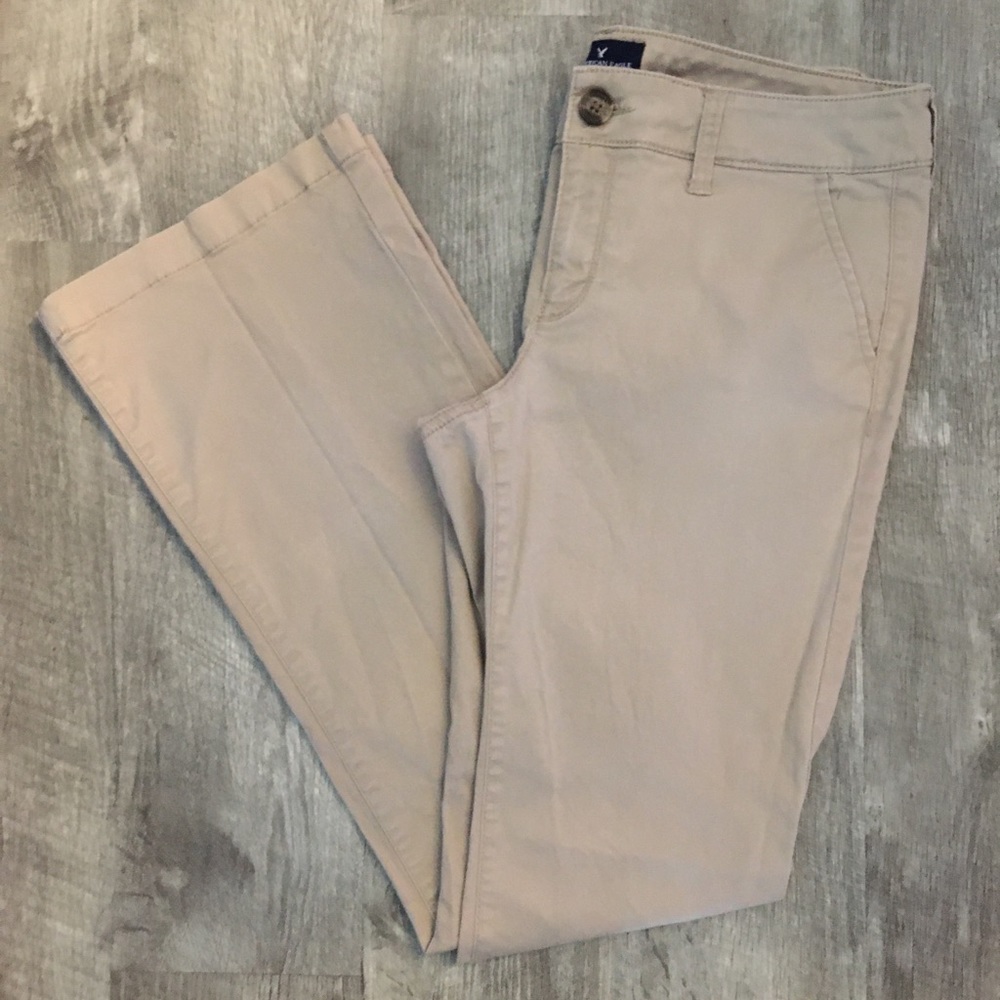 American Eagle khakis size 8 regular